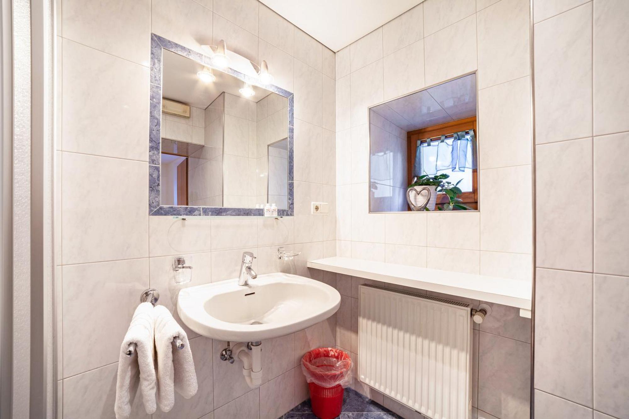Wohnung Gravensteiner Schnalserhof Latsch Exteriör bild