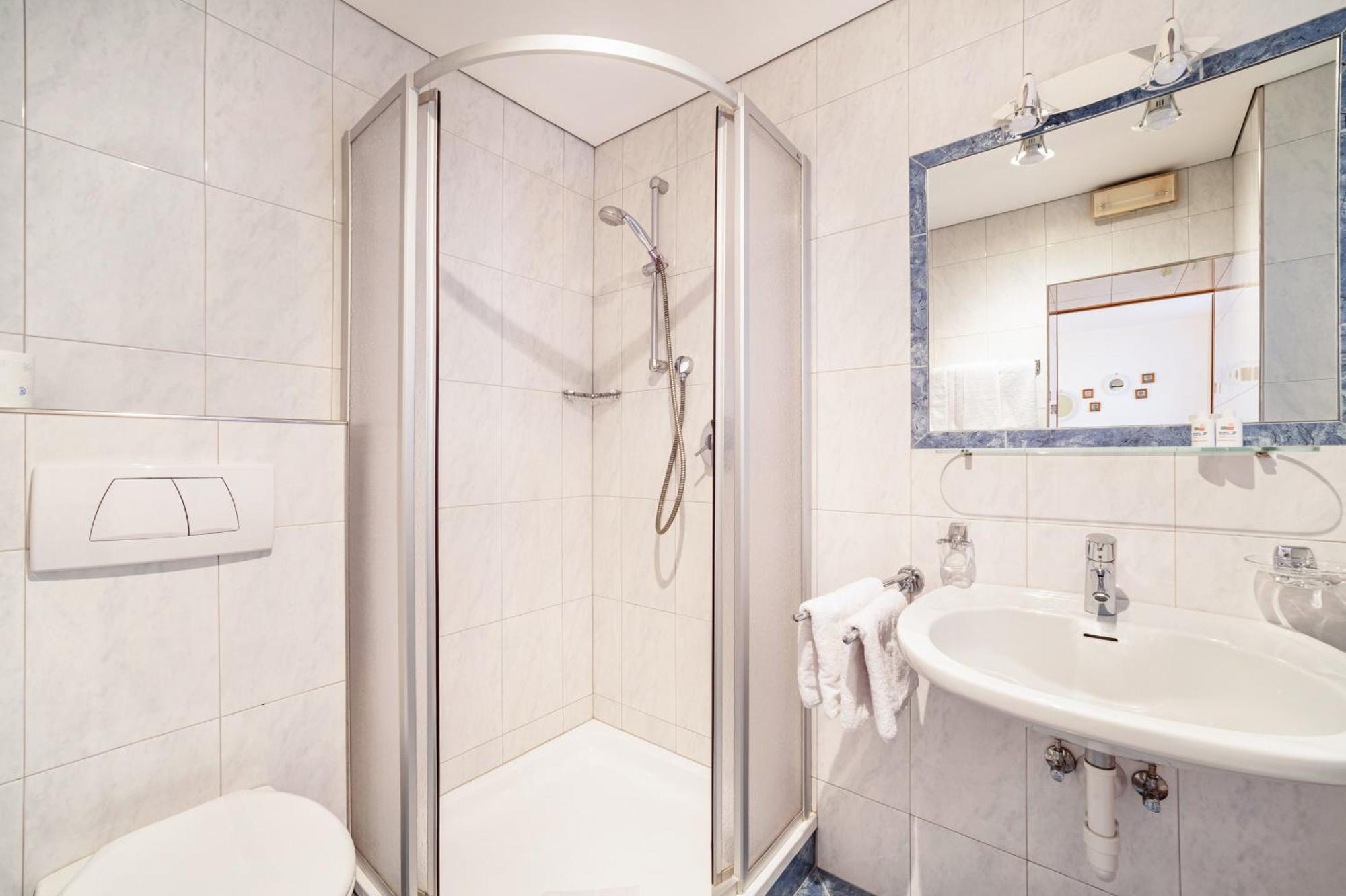 Wohnung Gravensteiner Schnalserhof Latsch Exteriör bild